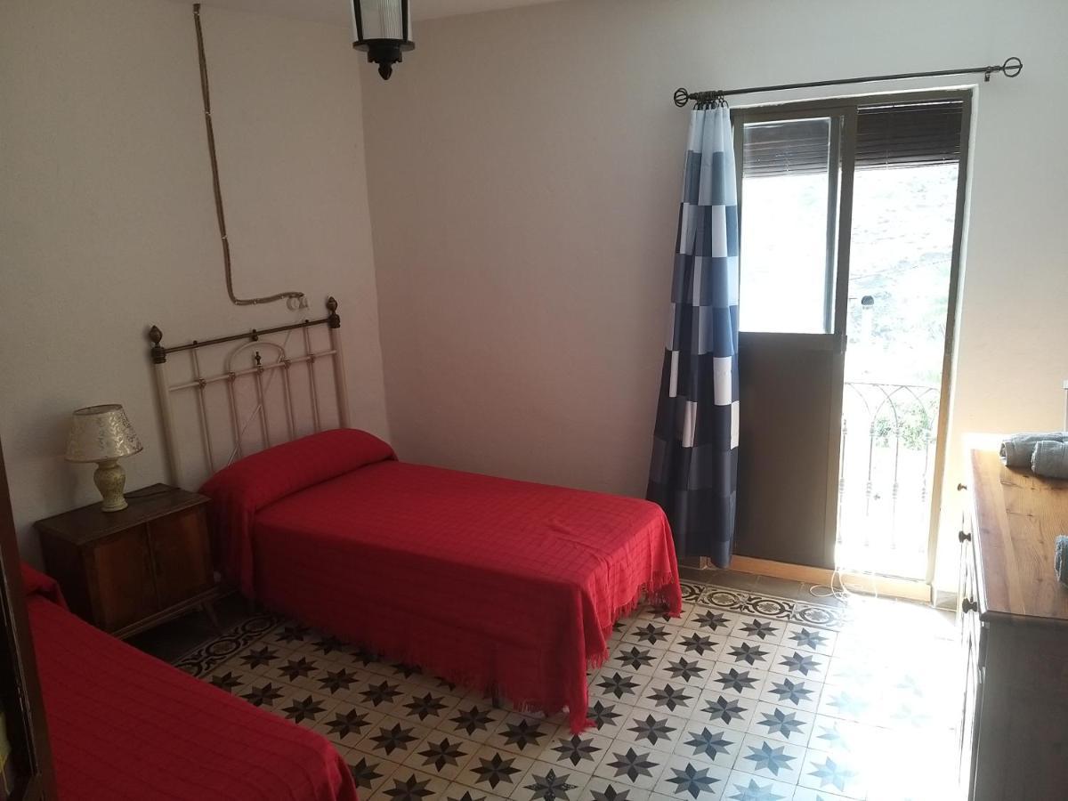 Pension La Fuente Abrucena Exterior photo